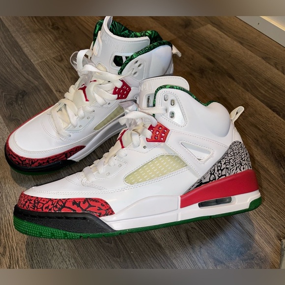 Jordan SPIZIKE - Picture 1 of 8